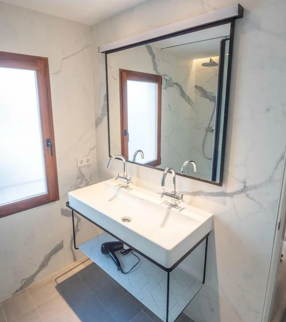 Es Palauet Brandnew One Suite Apartment In Ibiza Center 西班牙